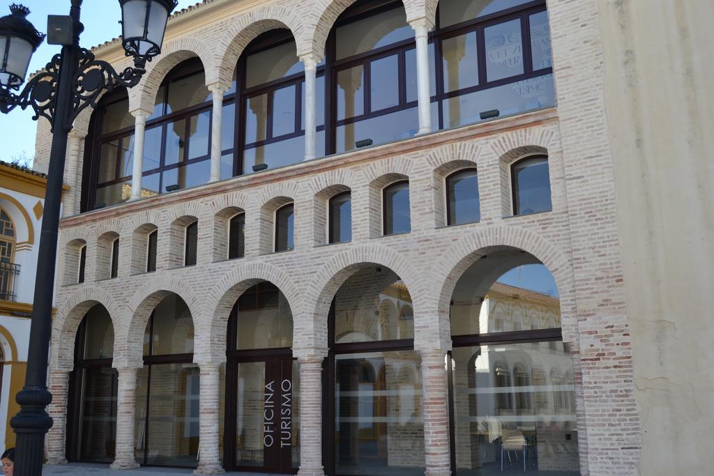 Apartamentos Las Palmeras Palma del Río Exterior foto