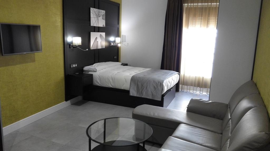 Apartamentos Las Palmeras Palma del Río Zimmer foto