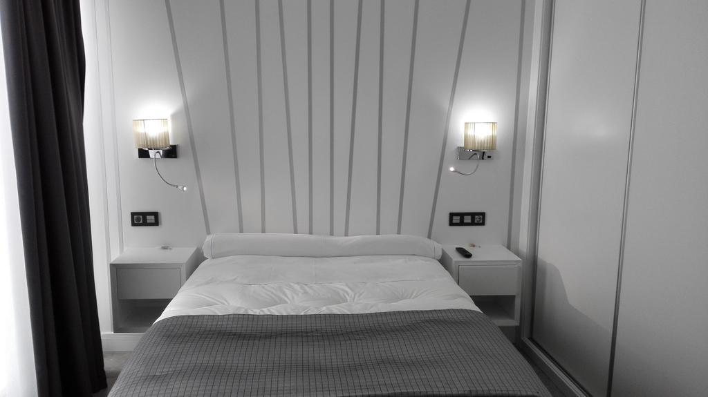 Apartamentos Las Palmeras Palma del Río Zimmer foto