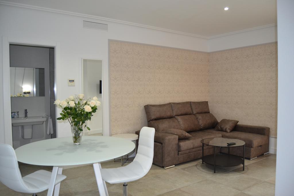 Apartamentos Las Palmeras Palma del Río Exterior foto