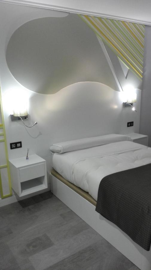 Apartamentos Las Palmeras Palma del Río Zimmer foto